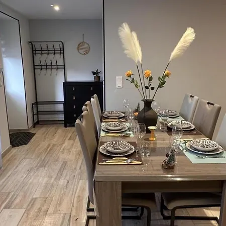 Paisible Avec Jardin Et Animaux Acceptés En Allier - Fr-1-489-618 Hébergement de vacances Buxières-les-Mines