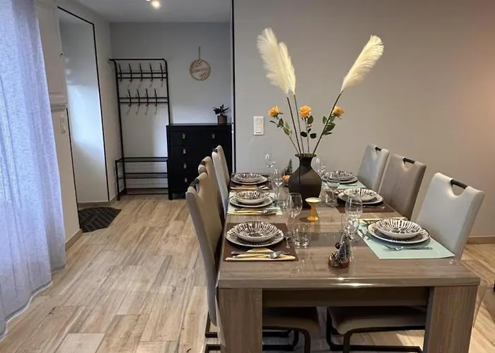 Paisible Avec Jardin Et Animaux Acceptés En Allier - Fr-1-489-618 Hébergement de vacances Buxières-les-Mines