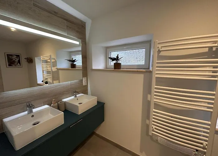 Hébergement de vacances Paisible Avec Jardin Et Animaux Acceptés En Allier - Fr-1-489-618 *